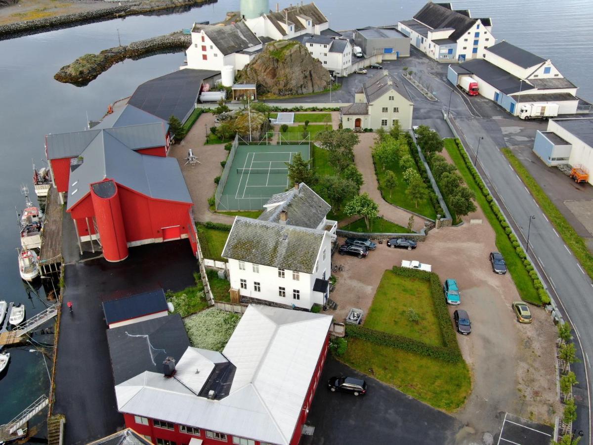Angelas White House Stamsund Exterior photo